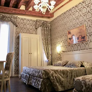 Bridge Hotel Venedig